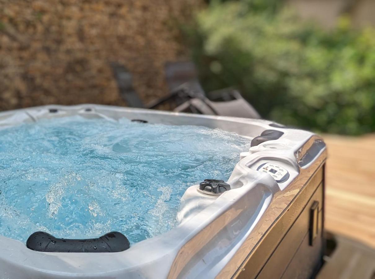 Вилла Wonderful House In Sarlat Center With Heated Pool & Jaccuzi Экстерьер фото